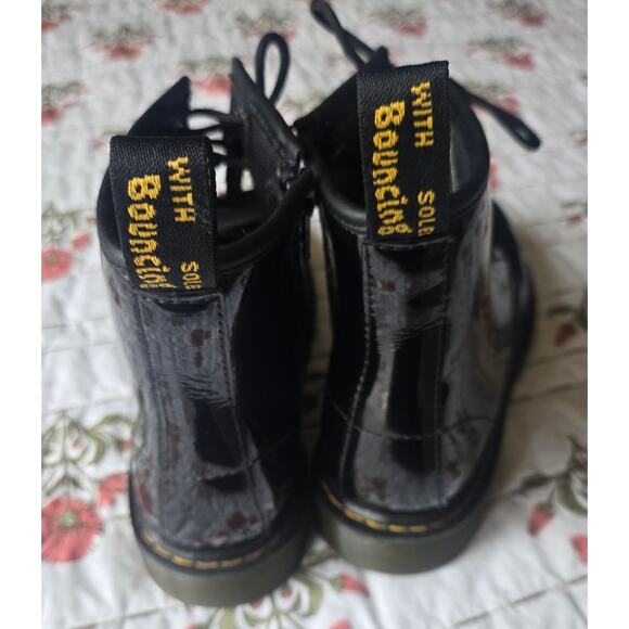Dr. Martens Junior 1460 Patent Leather Lace Up Boots, Black  4M 5 US L - Picture 4 of 9